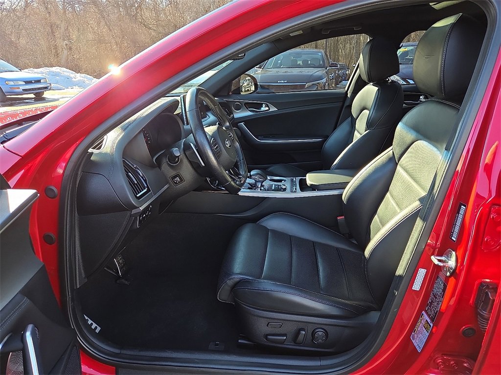 Used 2018 Kia Stinger GT2 image 14