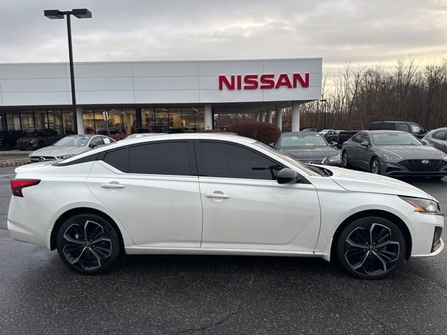 Certified 2023 Nissan Altima 2.5 SR image 8