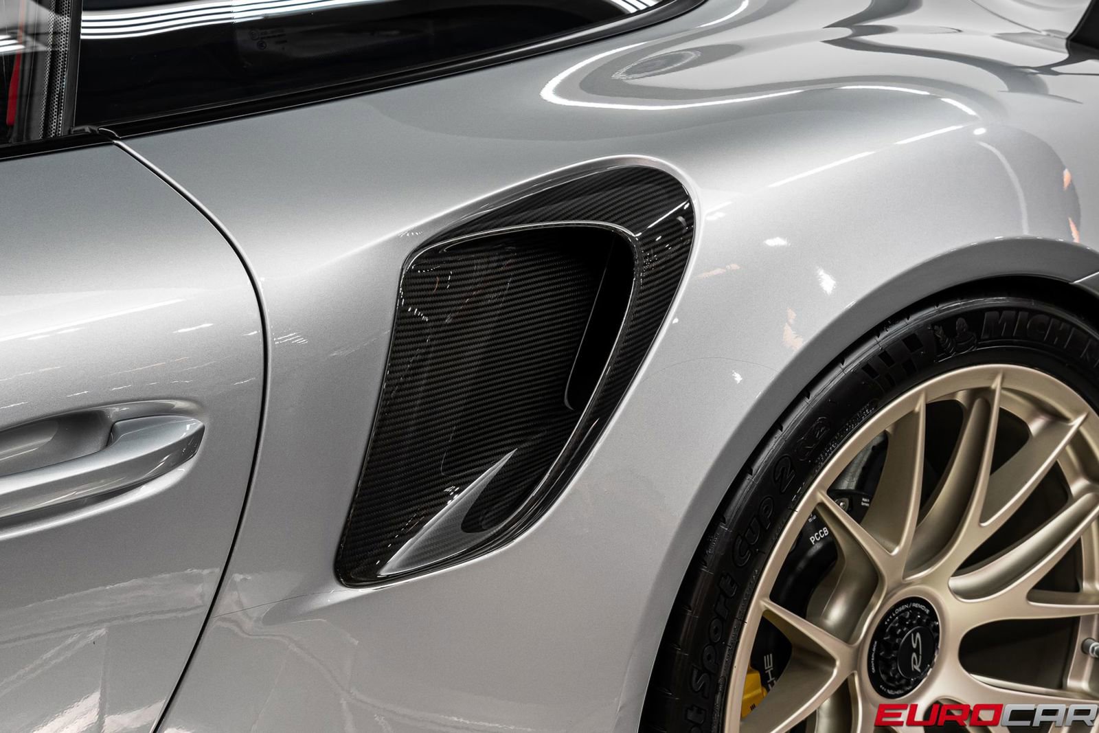 Used 2018 Porsche 911 GT2 RS image 20