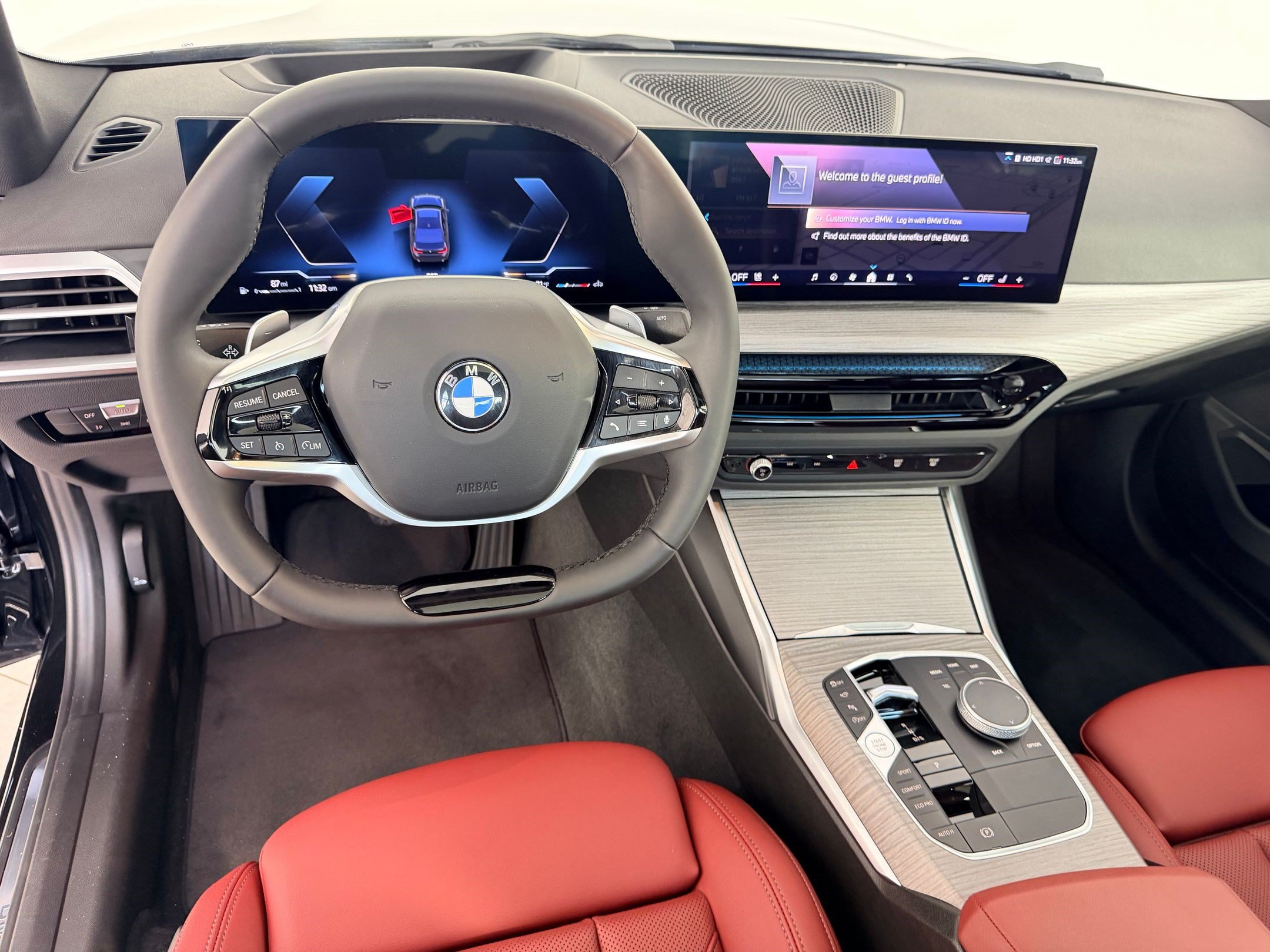Certified 2026 BMW 330i xDrive Sedan AWD/4WD image 4