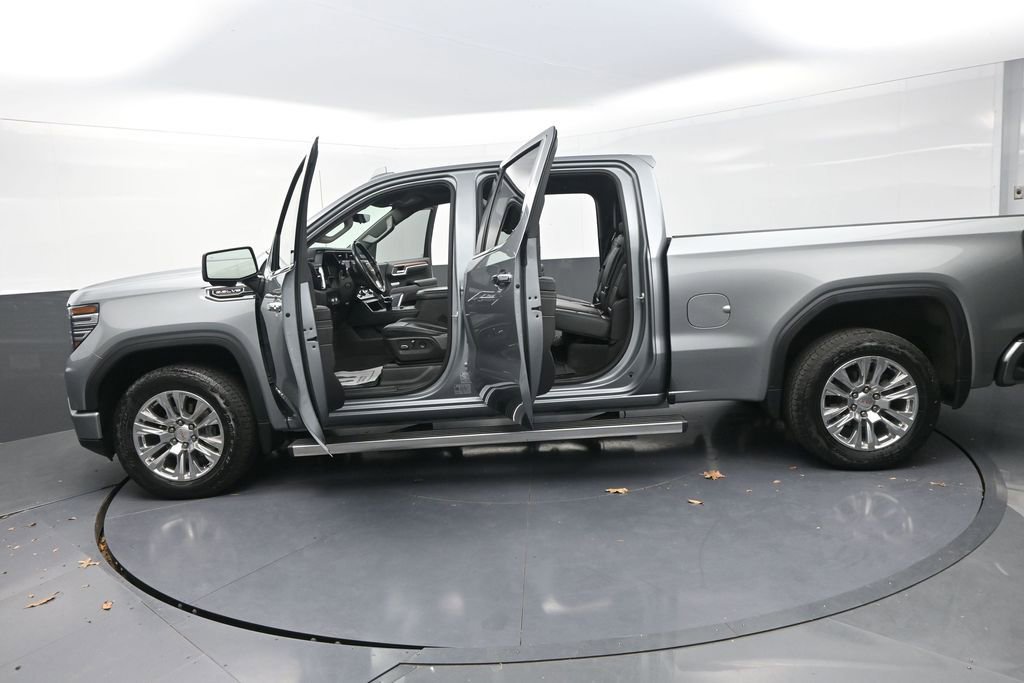 Used 2023 GMC Sierra 1500 Denali w/ Technology Package image 33