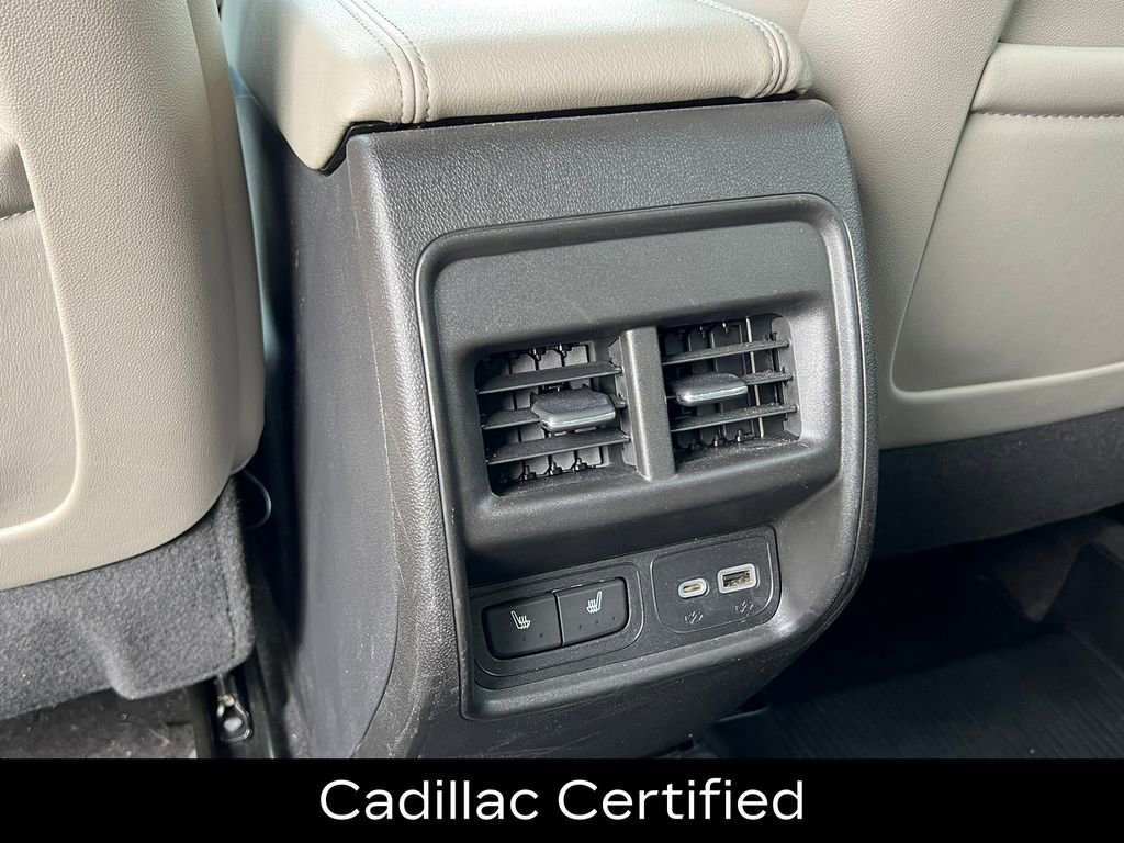 Certified 2022 Cadillac XT4 Premium Luxury w/ Enhanced Visibility Package image 33