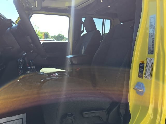 Certified 2024 Jeep Wrangler Unlimited AWD/4WD image 9