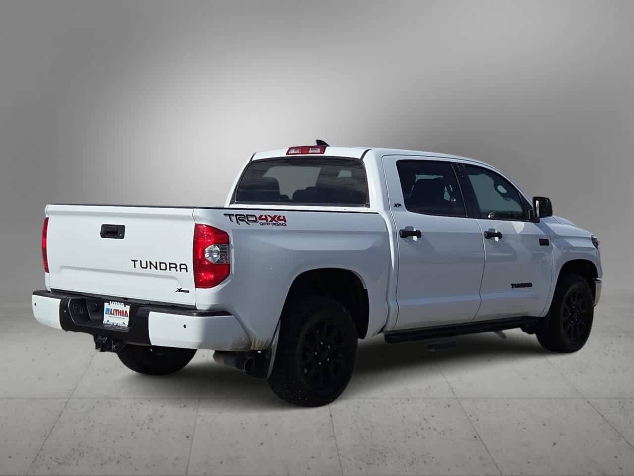 Used 2021 Toyota Tundra SR5 w/ TRD Off-Road Package AWD/4WD image 8