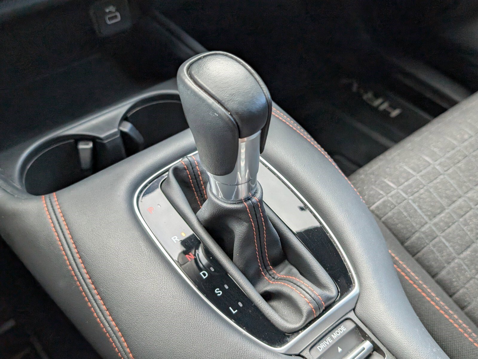 Used 2024 Honda HR-V Sport image 40