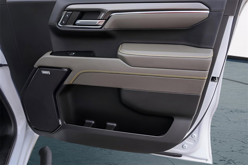 Certified 2024 Chevrolet Silverado 1500 ZR2 w/ Technology Package image 32