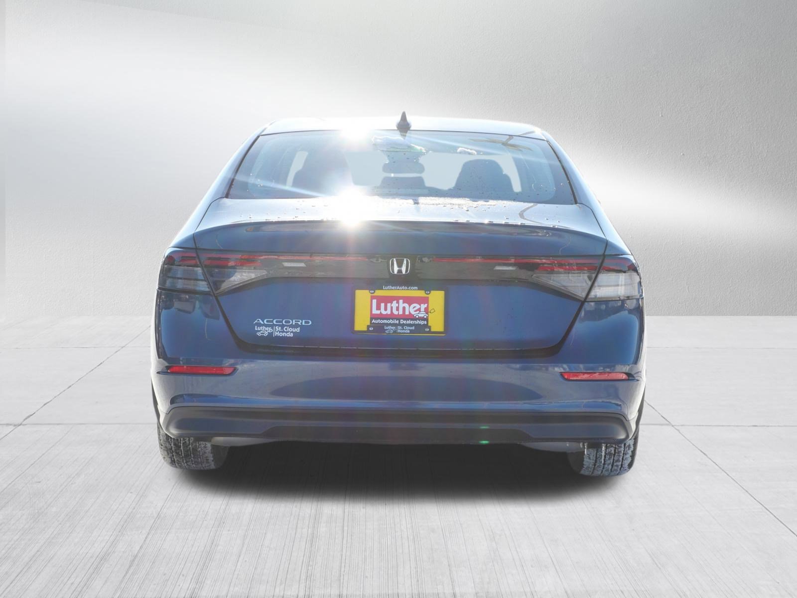 Used 2024 Honda Accord EX image 6