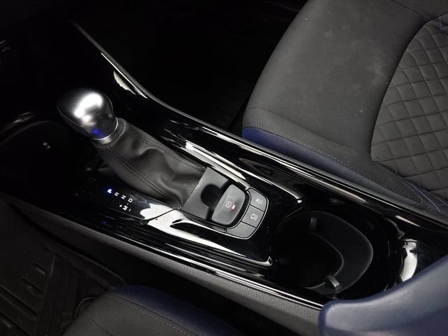 Used 2021 Toyota C-HR XLE FWD image 22