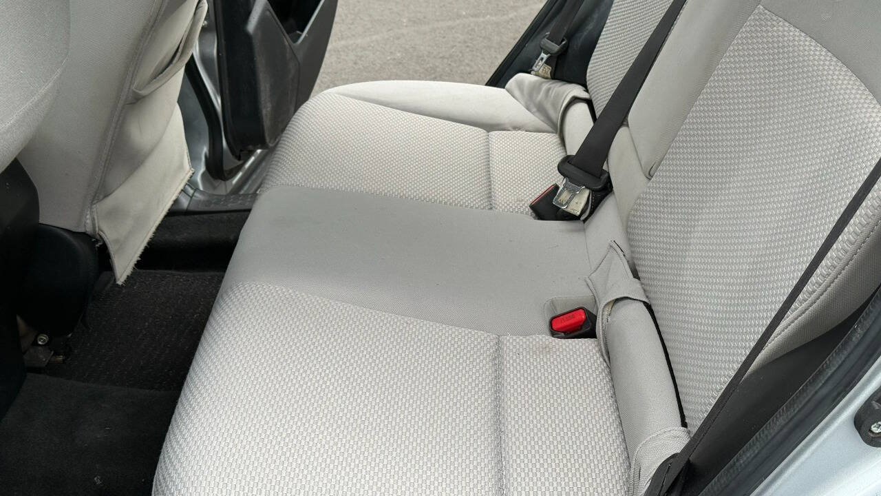Used 2014 Subaru Forester 2.5i Premium w/ All-Weather Package AWD/4WD image 19