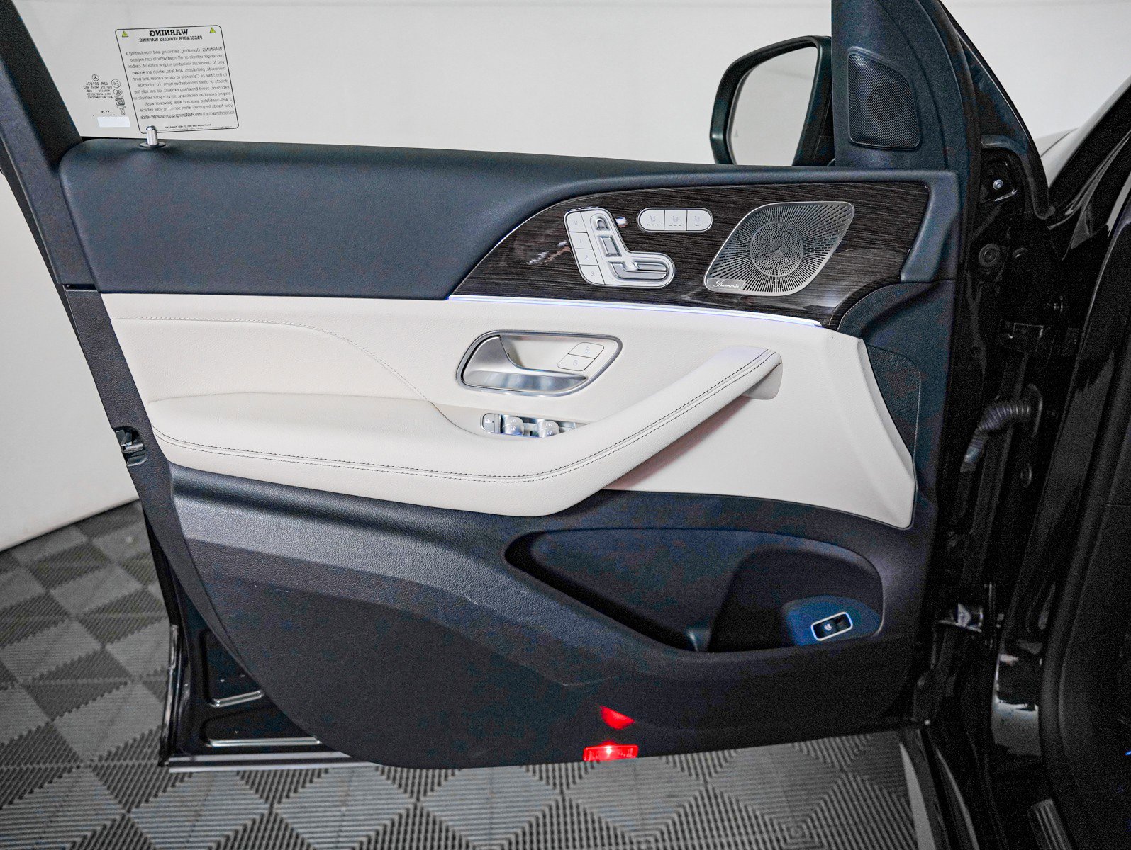 Certified 2024 Mercedes-Benz GLE 350 4MATIC image 23