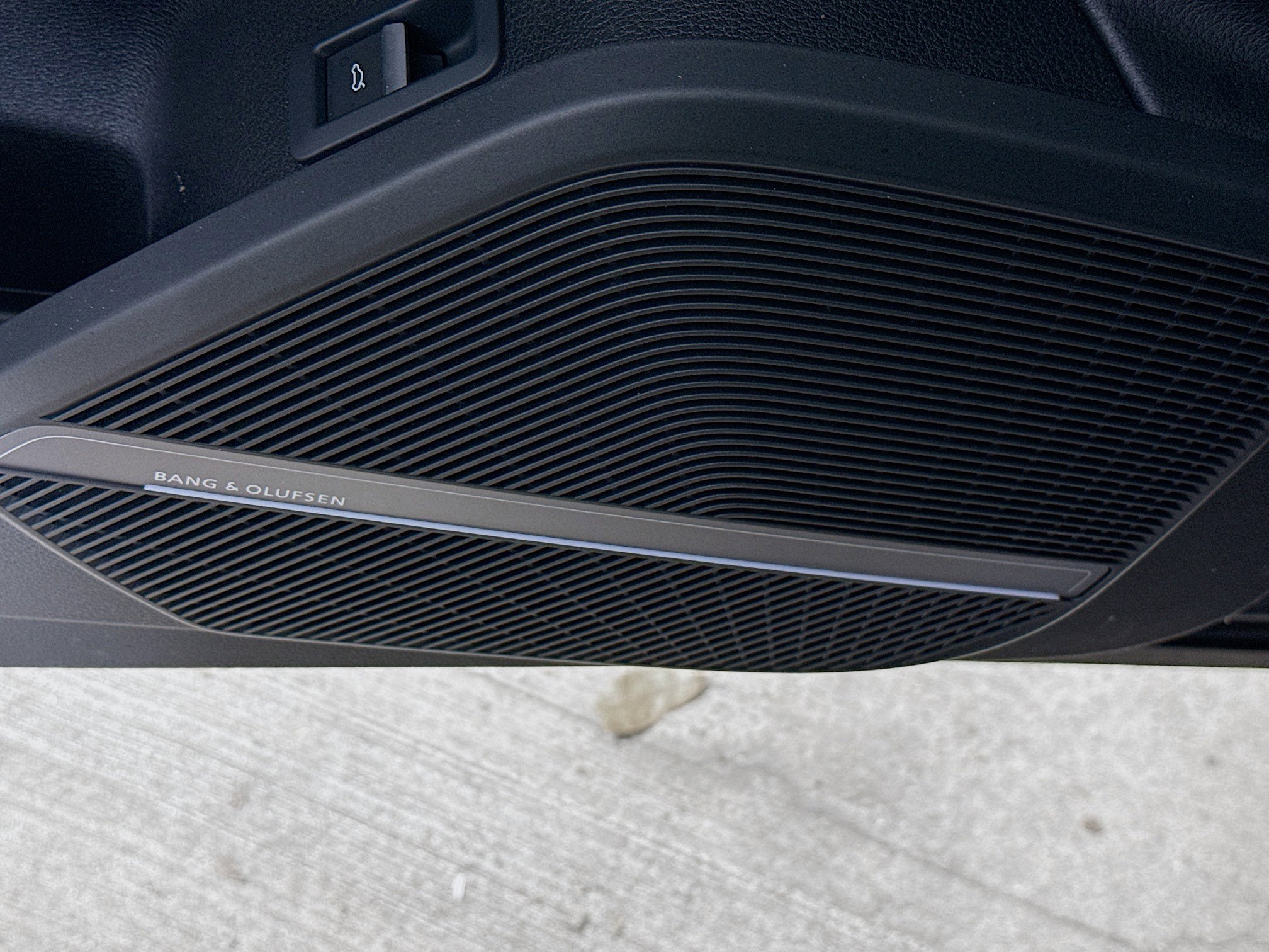 Used 2022 Audi Q5 2.0T Prestige w/ Prestige Package image 22