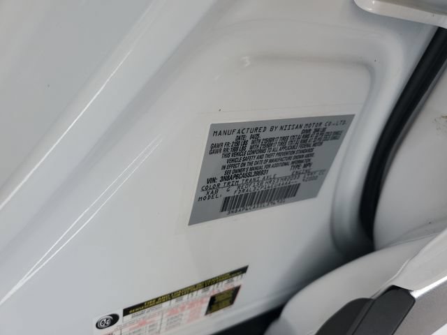 Used 2025 Nissan Kicks SV w/ SV Premium Package FWD image 23