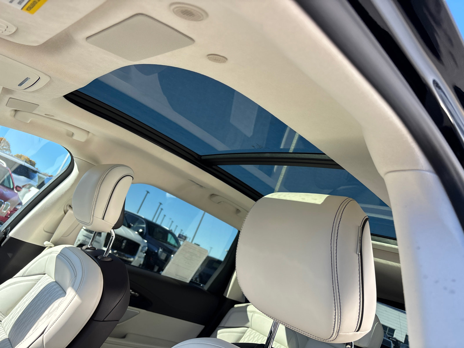 New 2026 Lincoln Nautilus Black Label w/ Jet Appearance Package image 27