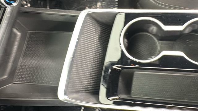 Used 2025 Chevrolet Equinox LT image 29