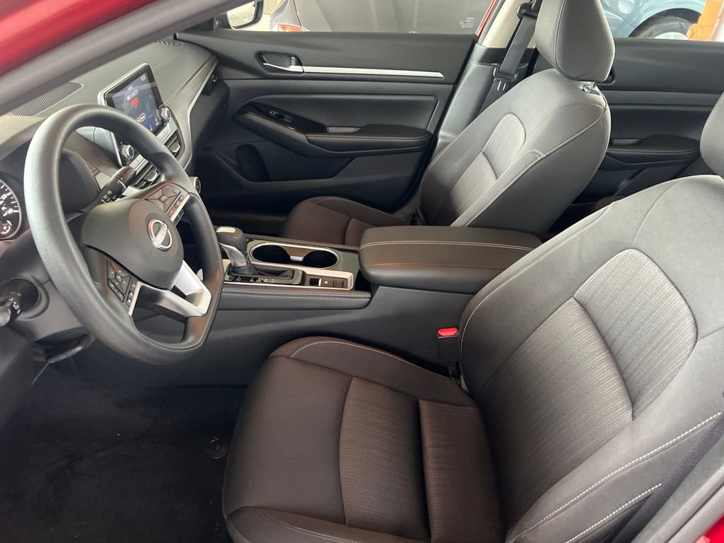 Certified 2023 Nissan Altima 2.5 SV AWD/4WD image 4