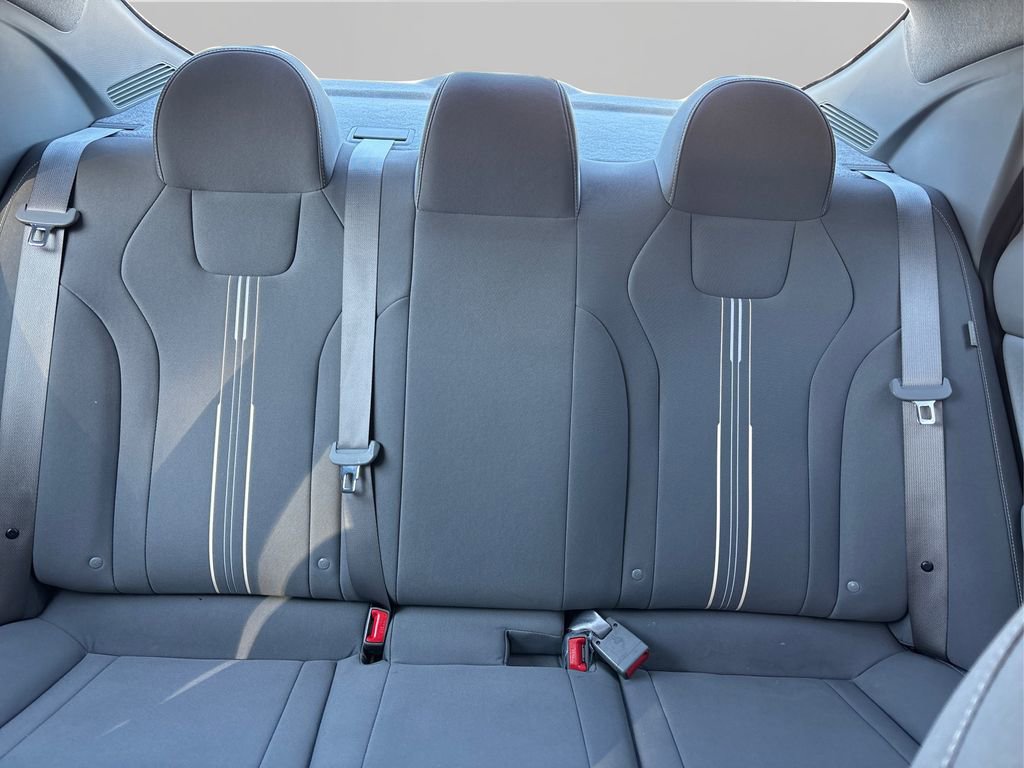 Certified 2025 Hyundai Elantra SEL image 18