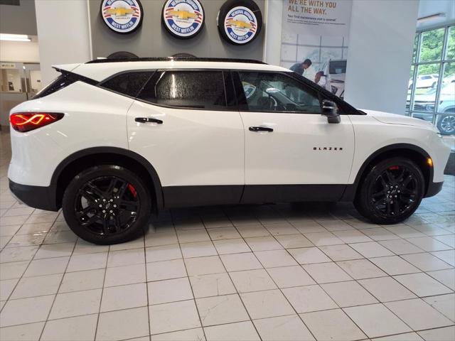 Used 2023 Chevrolet Blazer LT AWD/4WD image 7