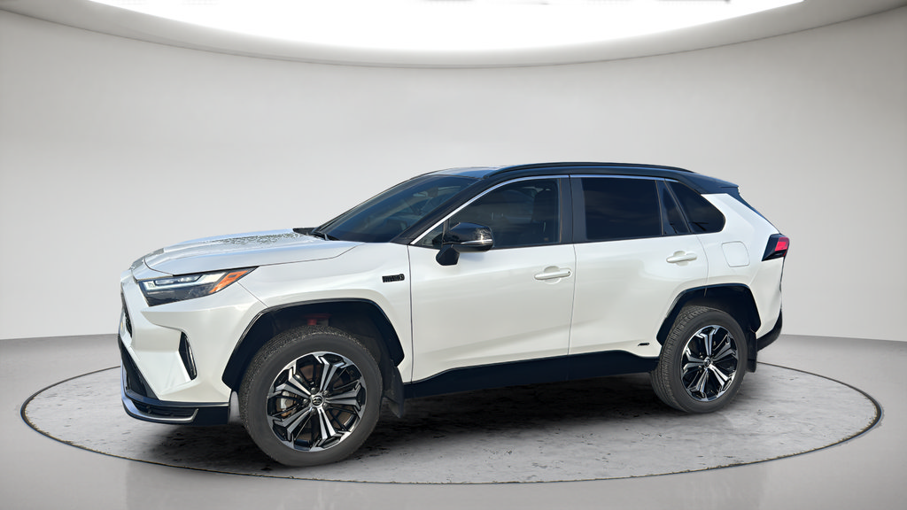 Used 2024 Toyota RAV4 XSE AWD/4WD image 12