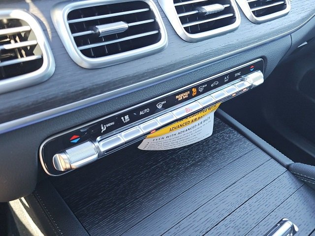 New 2026 Mercedes-Benz GLS 580 4MATIC image 21