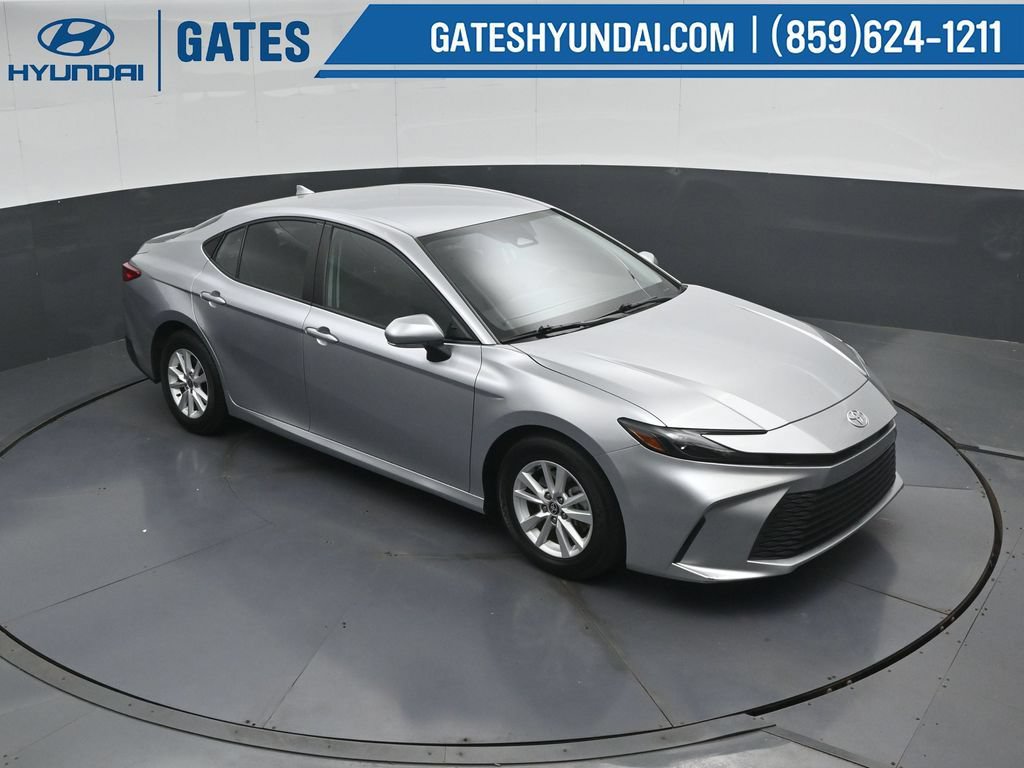 Used 2025 Toyota Camry LE FWD image 47