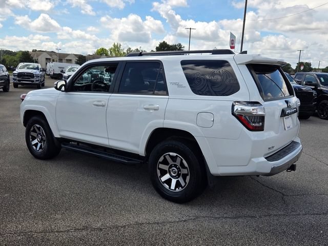 Used 2021 Toyota 4Runner TRD Off-Road Premium w/ Moonroof Package AWD/4WD image 10
