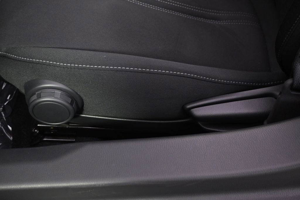 New 2026 MAZDA MX-5 Miata Club image 18