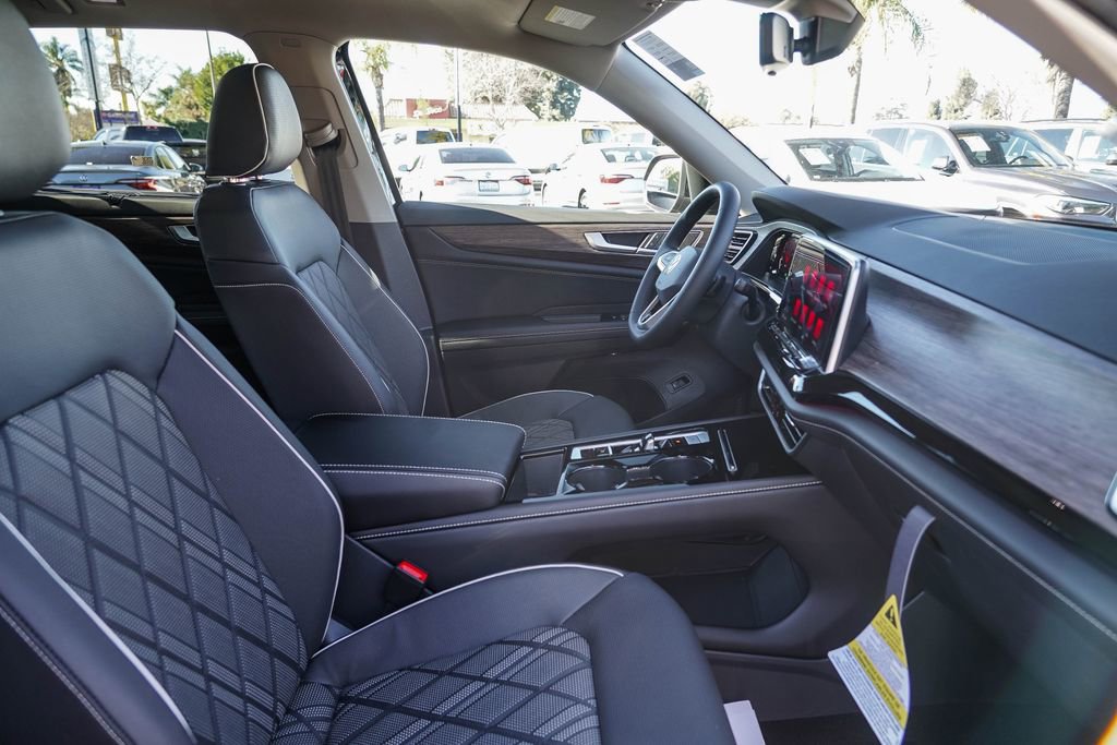 New 2026 Volkswagen Atlas SEL Premium R-Line image 22