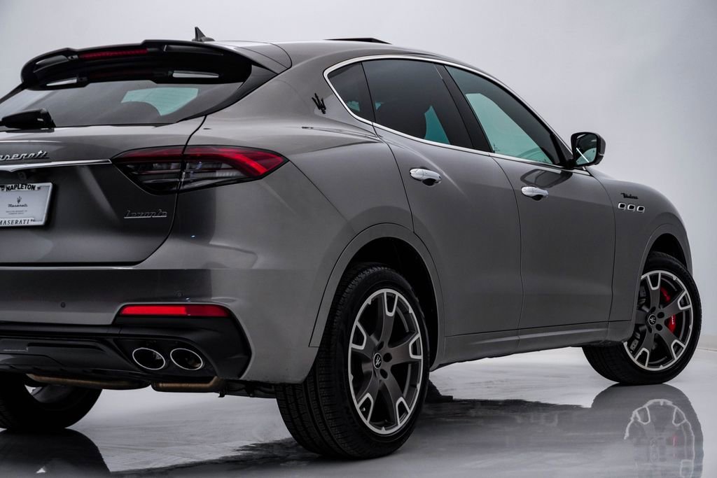Certified 2022 Maserati Levante Modena image 10
