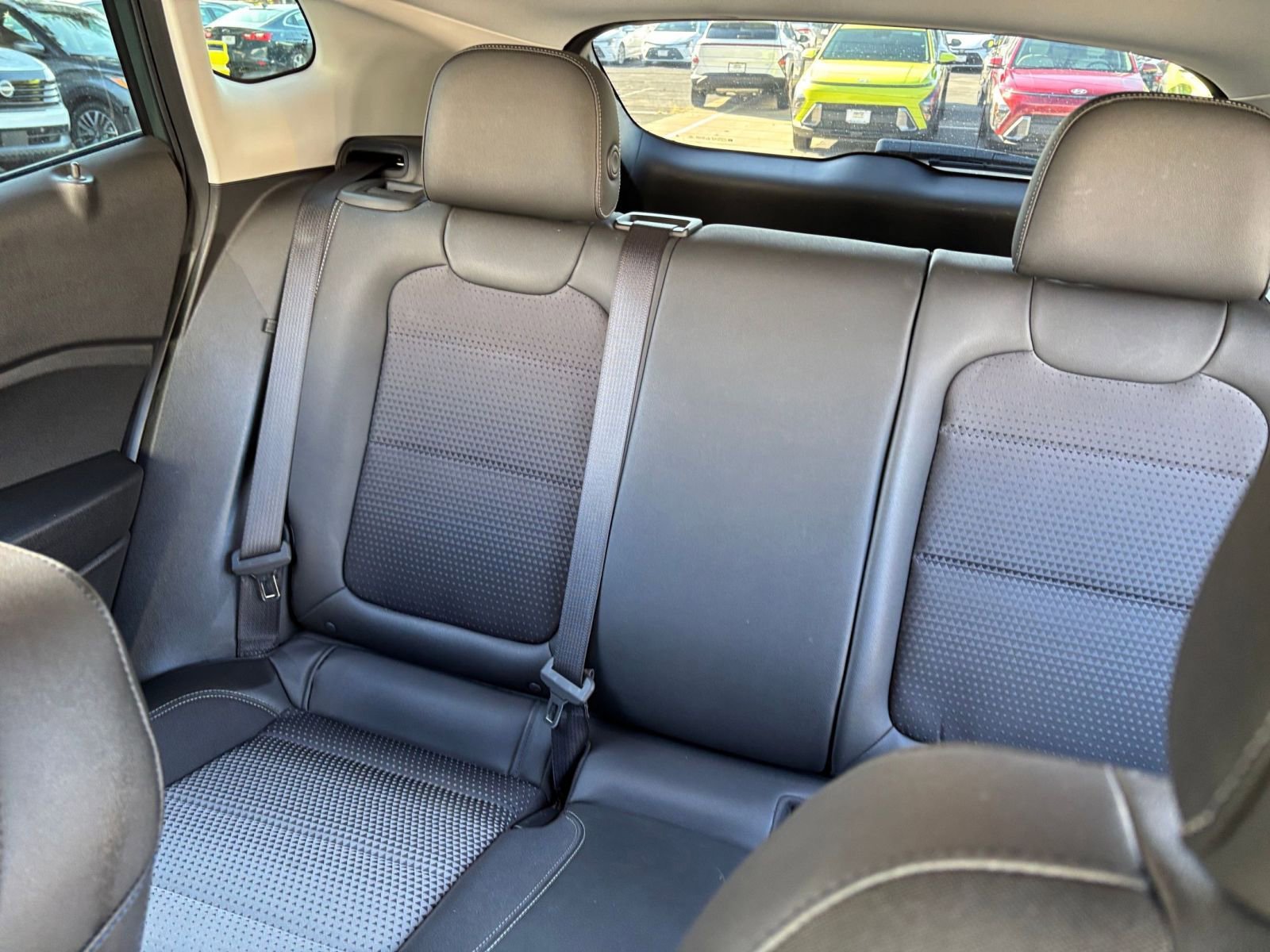 Used 2025 Chevrolet Trax LT image 33