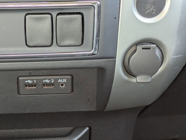 Used 2019 Nissan Titan SV image 22