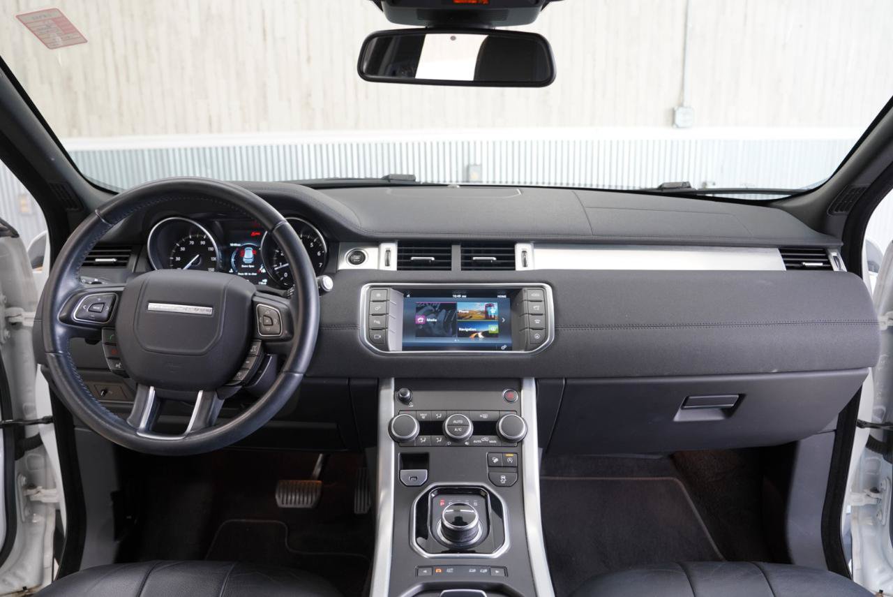 Used 2017 Land Rover Range Rover Evoque SE AWD/4WD image 17