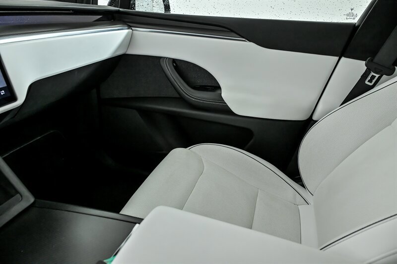 Used 2022 Tesla Model X Plaid AWD/4WD image 36