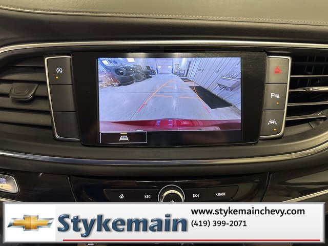 Used 2023 Buick Enclave Essence image 44