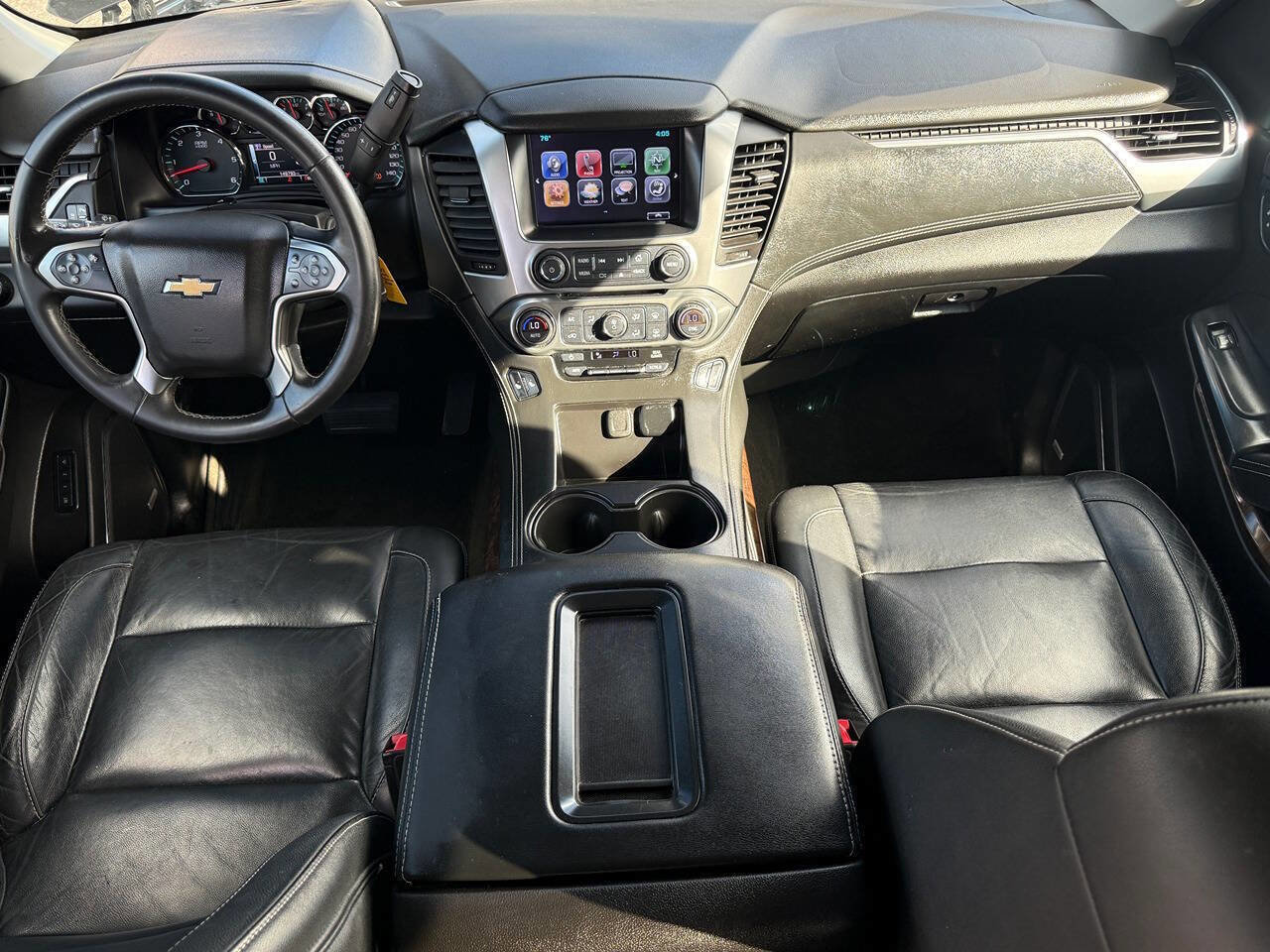 Used 2017 Chevrolet Suburban LT image 27