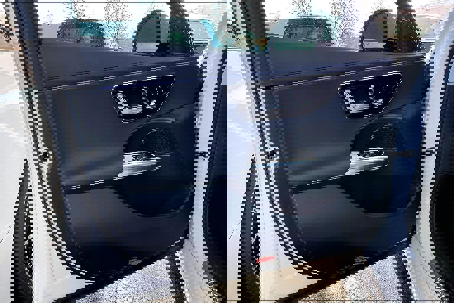 Used 2025 Mercedes-Benz E 350 Sedan image 21