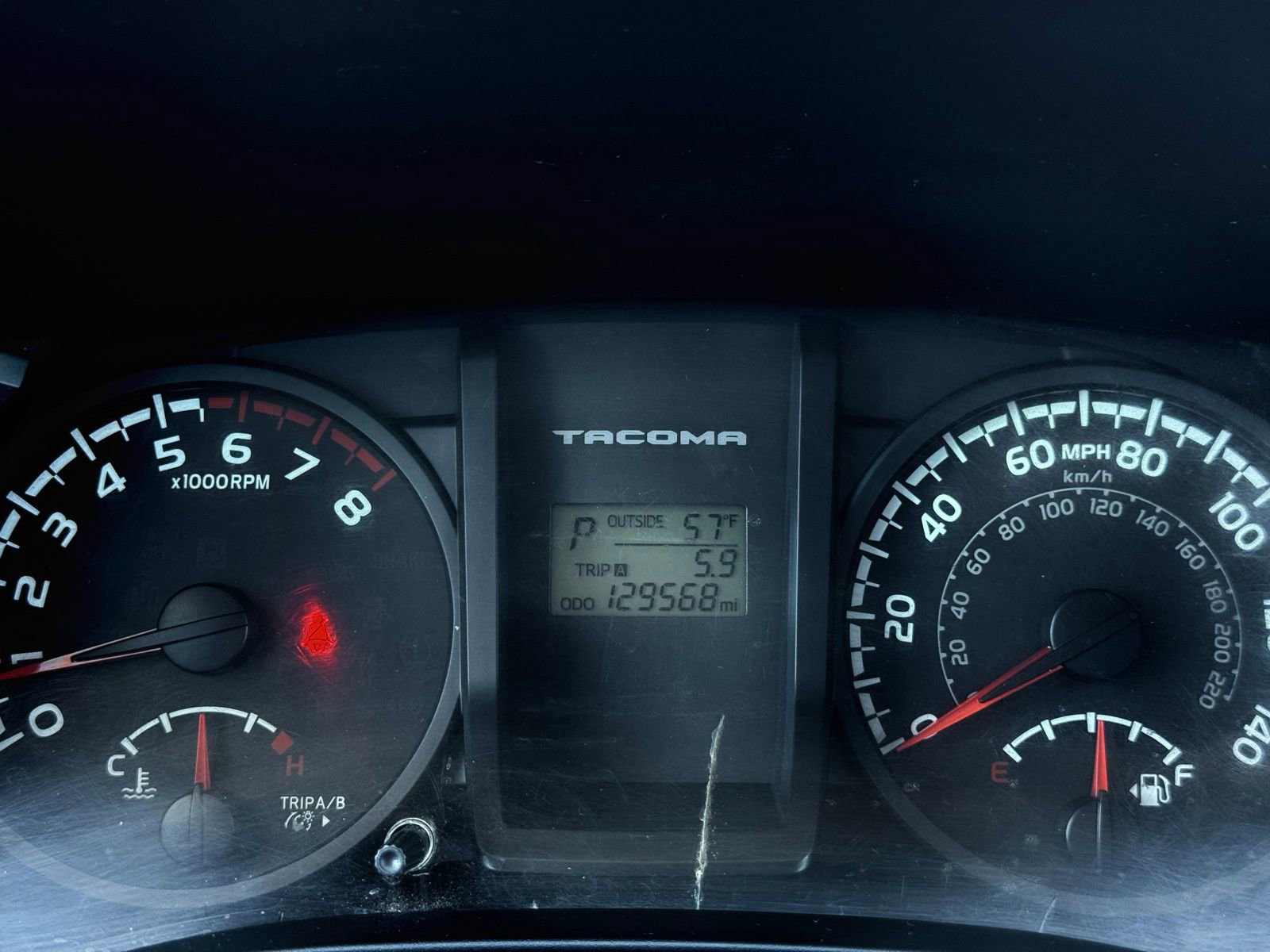 Used 2017 Toyota Tacoma SR image 33