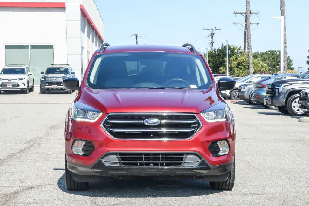 Used 2019 Ford Escape SE FWD image 2