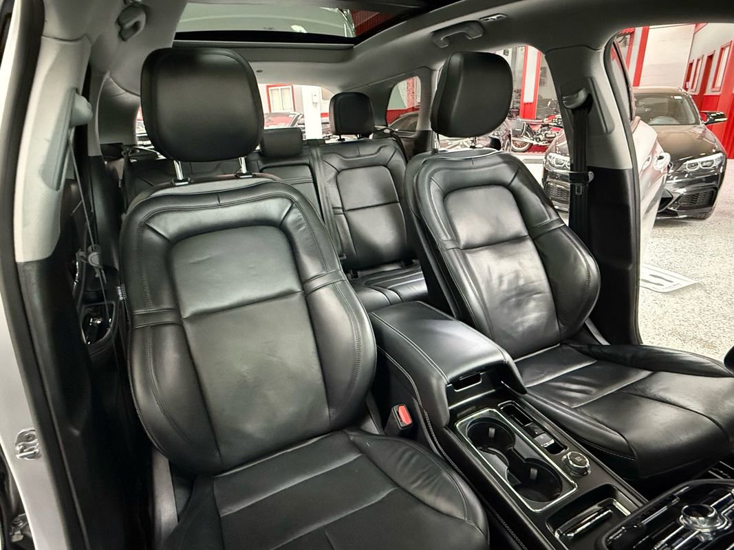 Used 2020 Lincoln Corsair Reserve w/ Equipment Group 201A image 21