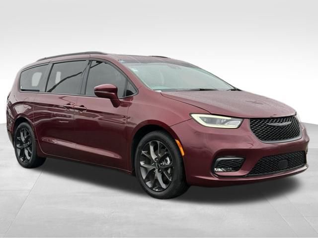 Used 2021 Chrysler Pacifica Touring w/ S Appearance Package image 1