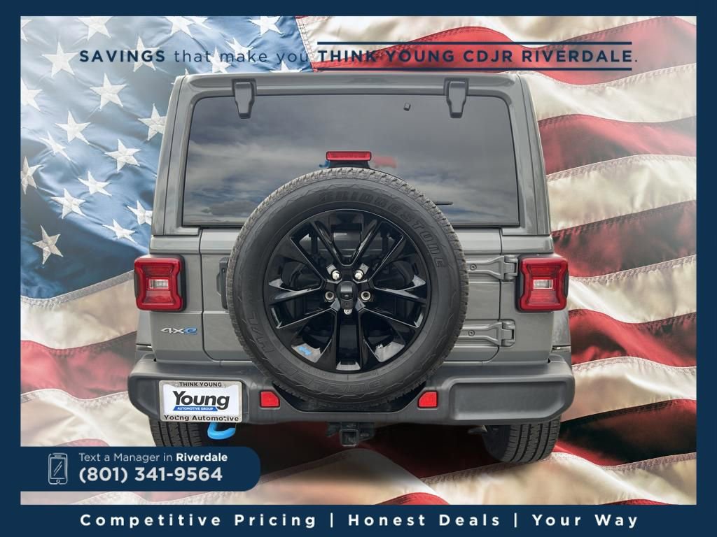 Used 2023 Jeep Wrangler Unlimited Sahara w/ Cold Weather Group image 4