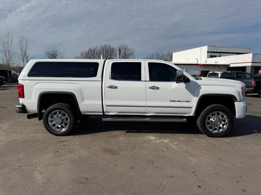 Used 2015 GMC Sierra 2500 Denali AWD/4WD image 6