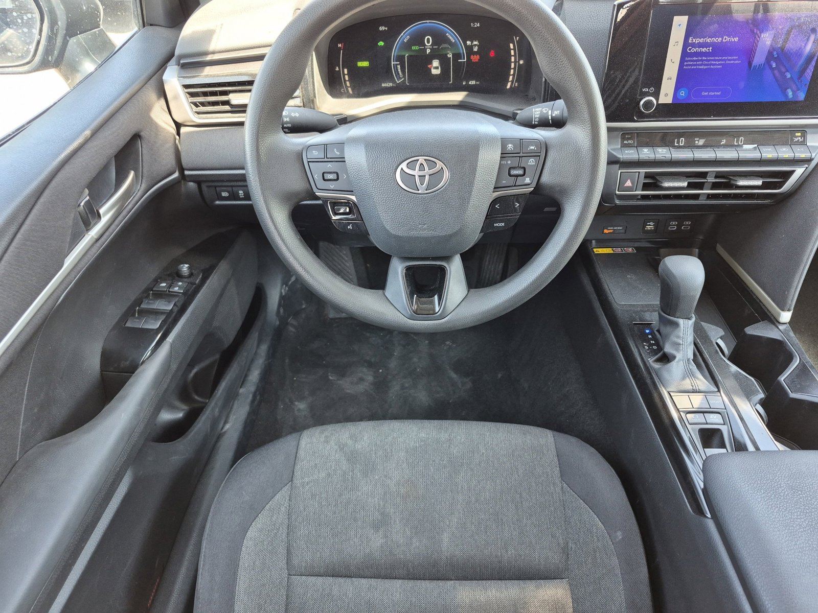 Certified 2025 Toyota Camry LE image 31