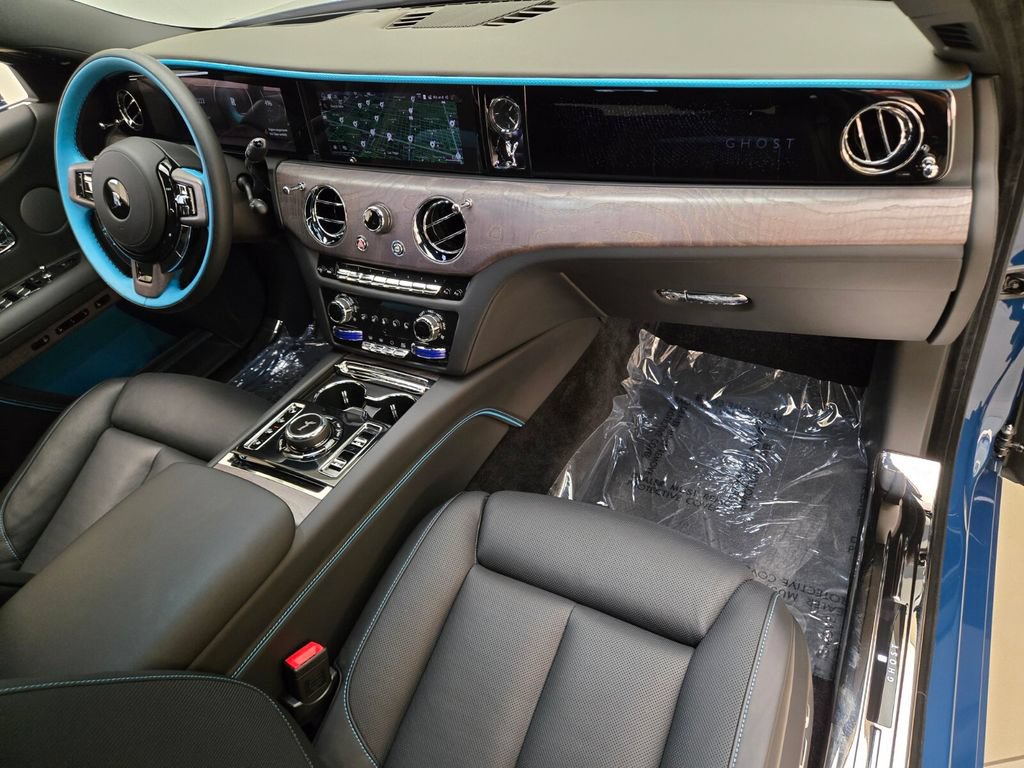 Certified 2025 Rolls-Royce Ghost AWD/4WD image 24
