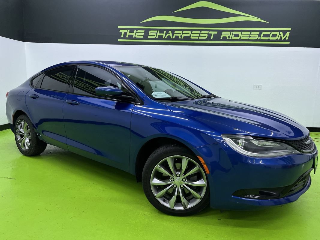 Used 2016 Chrysler 200 S w/ Navigation & Sound Group I FWD image 1