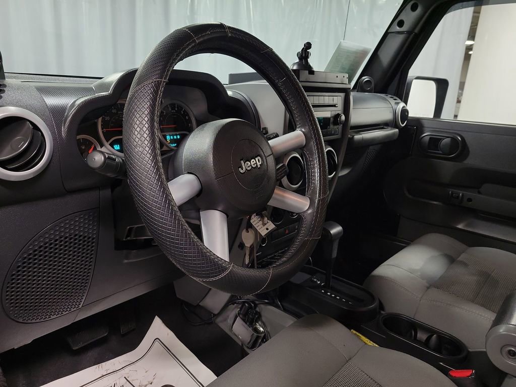 Used 2009 Jeep Wrangler Sahara w/ Trailer Tow Group image 14