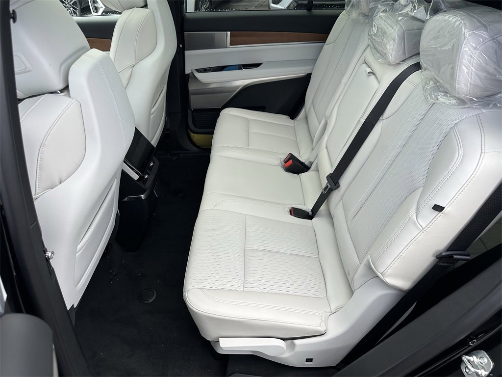 New 2026 Cadillac Vistiq Sport image 24