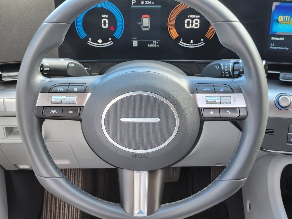 Used 2024 Hyundai Kona SEL AWD/4WD image 17