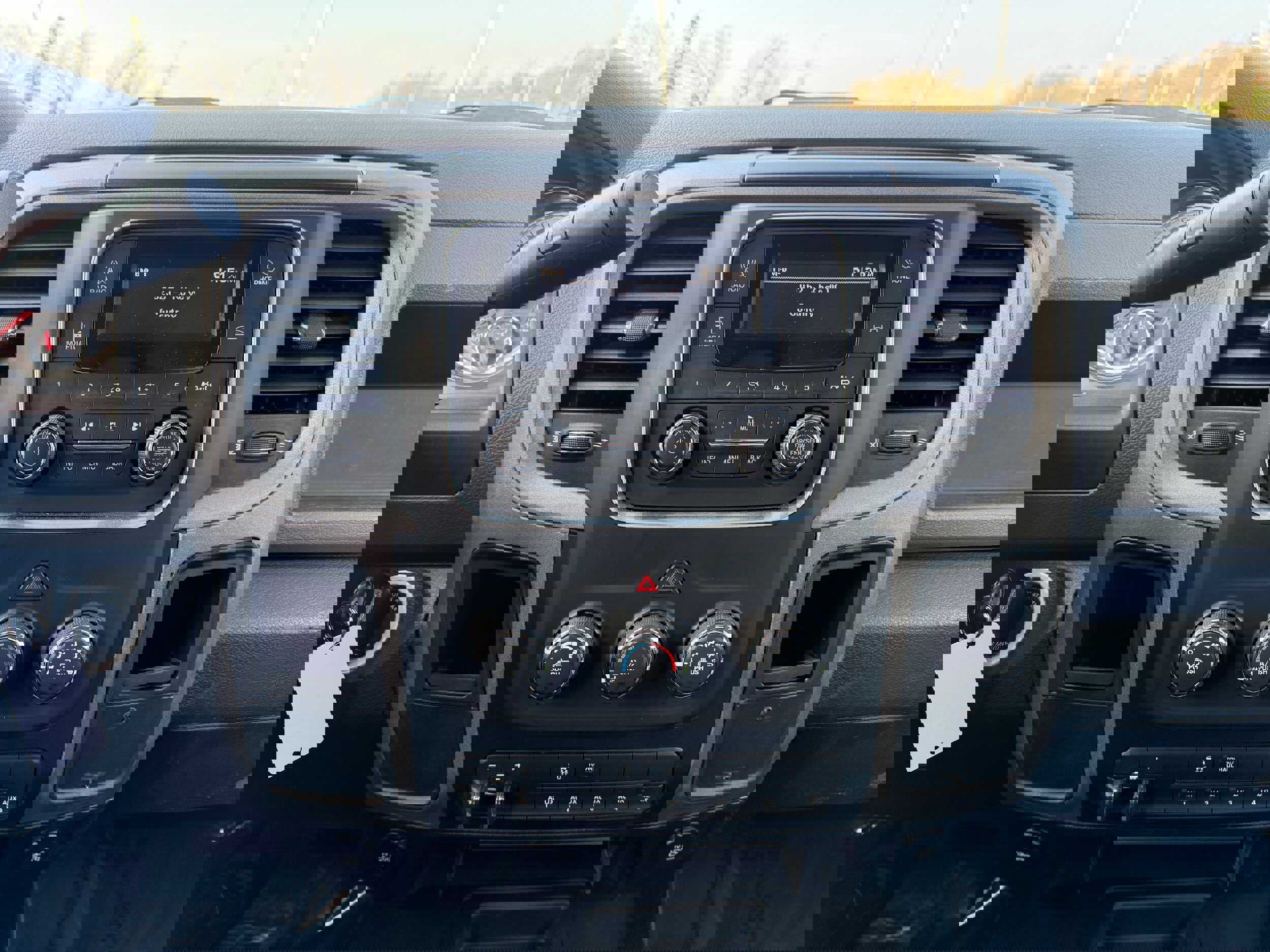 Used 2017 RAM 3500 Tradesman w/ Chrome Appearance Group AWD/4WD image 18