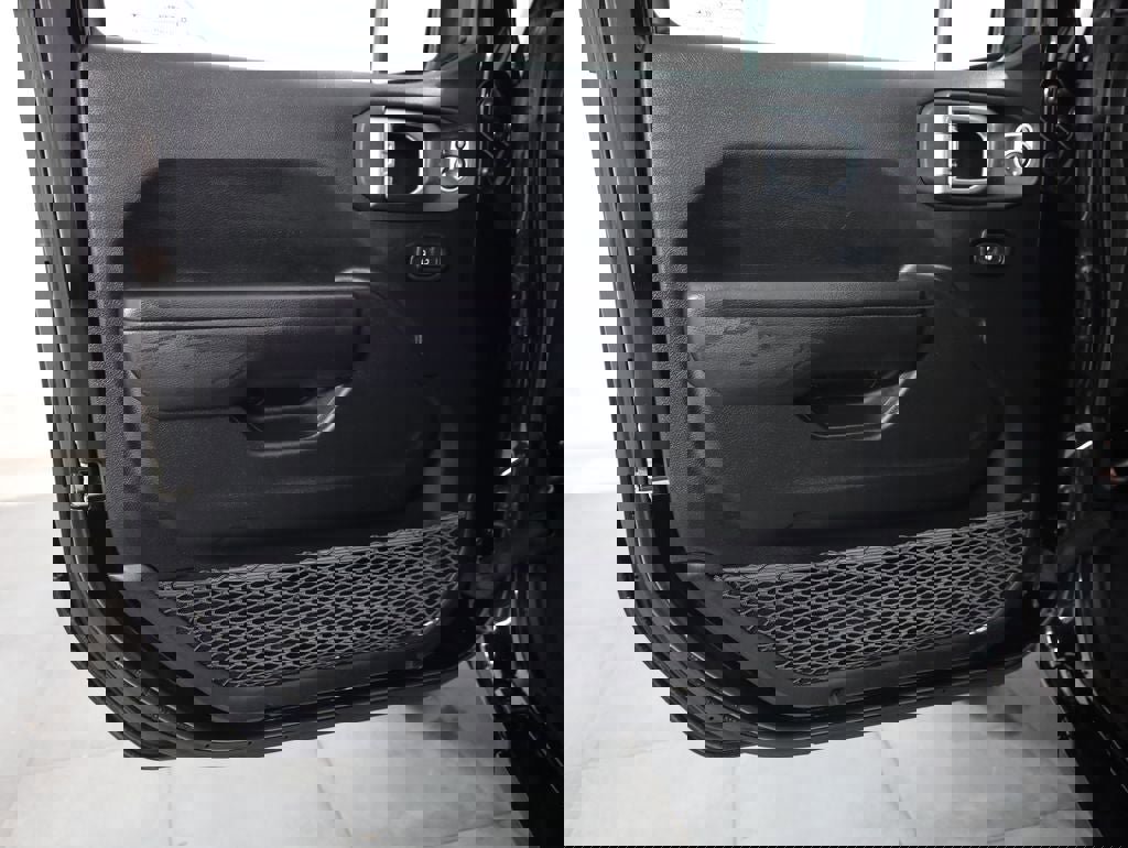 Used 2021 Jeep Wrangler Sport S w/ Technology Group image 11