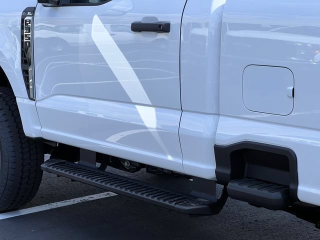 New 2026 Ford F350 XL w/ FX4 Off-Road Package AWD/4WD image 6